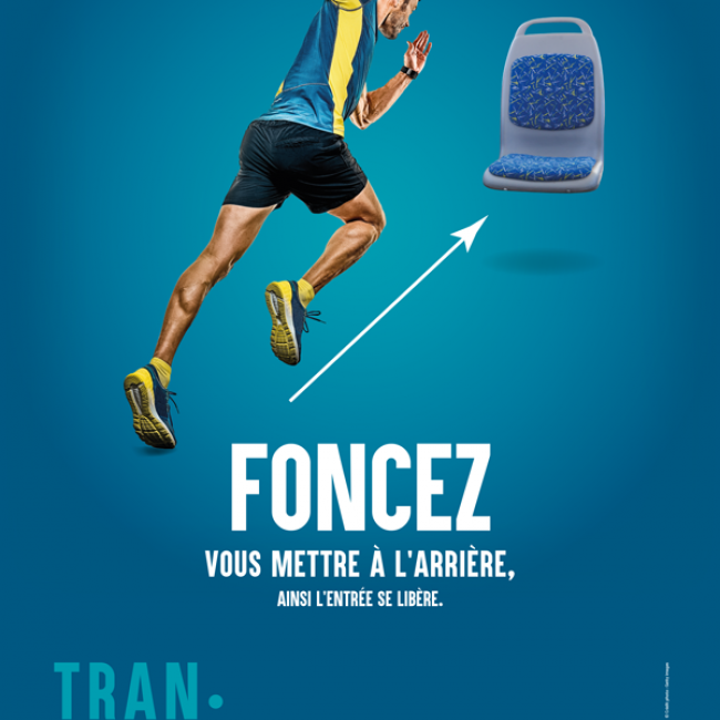 Foncez vous mettre à l'arrière ainsi l'entrée se libère